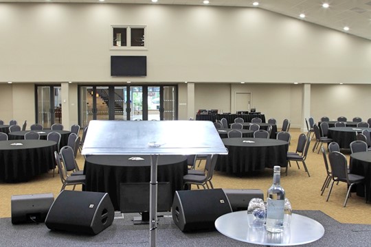 Main Auditorium / Speakers perspective