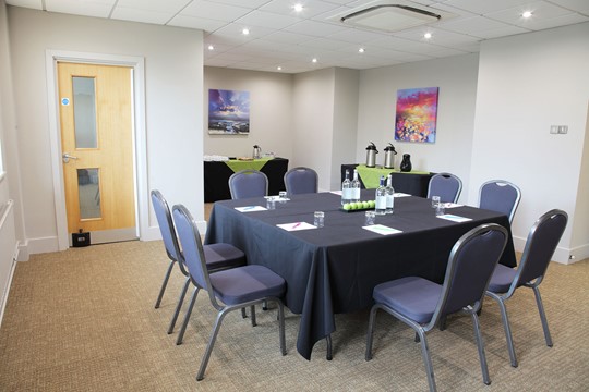 Wilberforce Room /  Closed boardroom